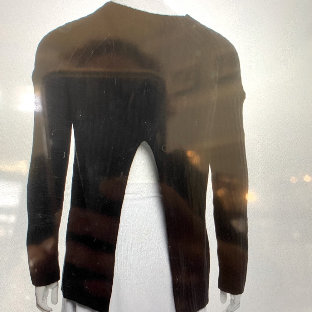 360 Cashmere black ribbed cashmere open back crew neck